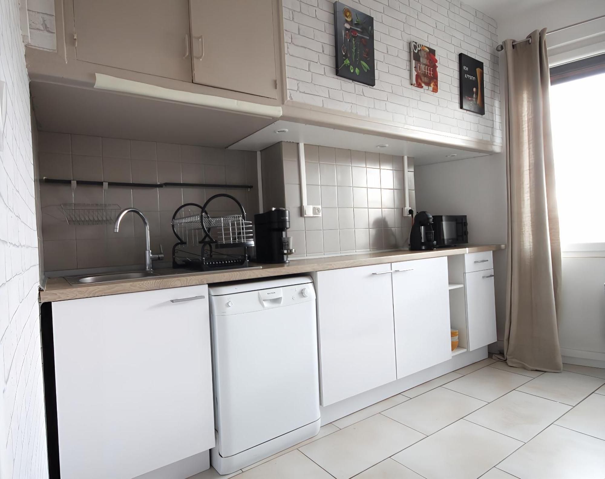 Centre 3 Pieces 70m2 Avec Climatisation Apartment
